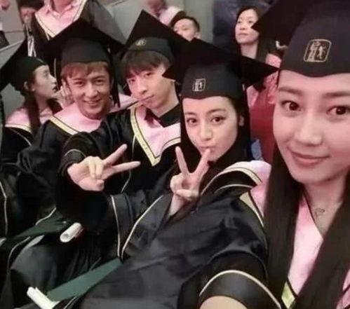 明星是我的同学,明星同窗的青春传奇