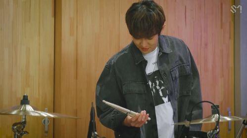 朴灿烈胖的照片,偶像身材大转变引热议