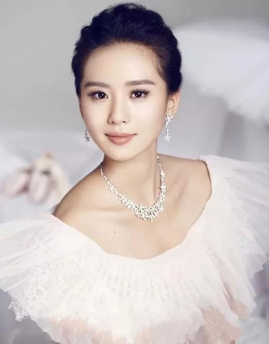 最漂亮的明星是谁,揭秘年度最美明星风采