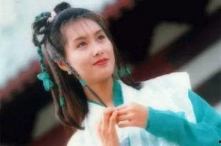 李一桐黄蓉表情包,笑出腹肌的古装女神