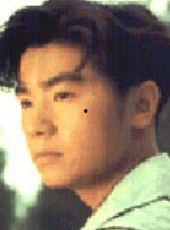 黄翊的个人资料